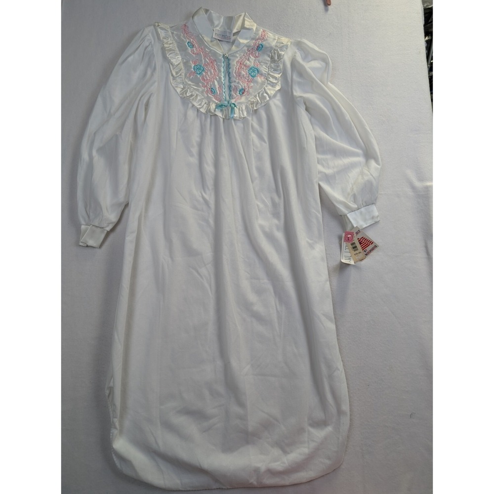 Ashley Taylor Womens Gown Granny Sleep Wear Size‎ L Long Sleeve 100% Polyester
